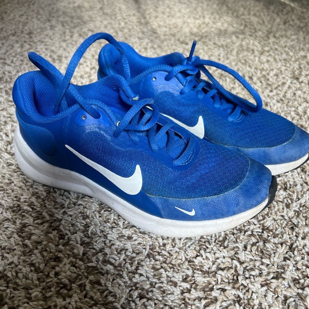 Nike Royal Blue Tennis Shoes!